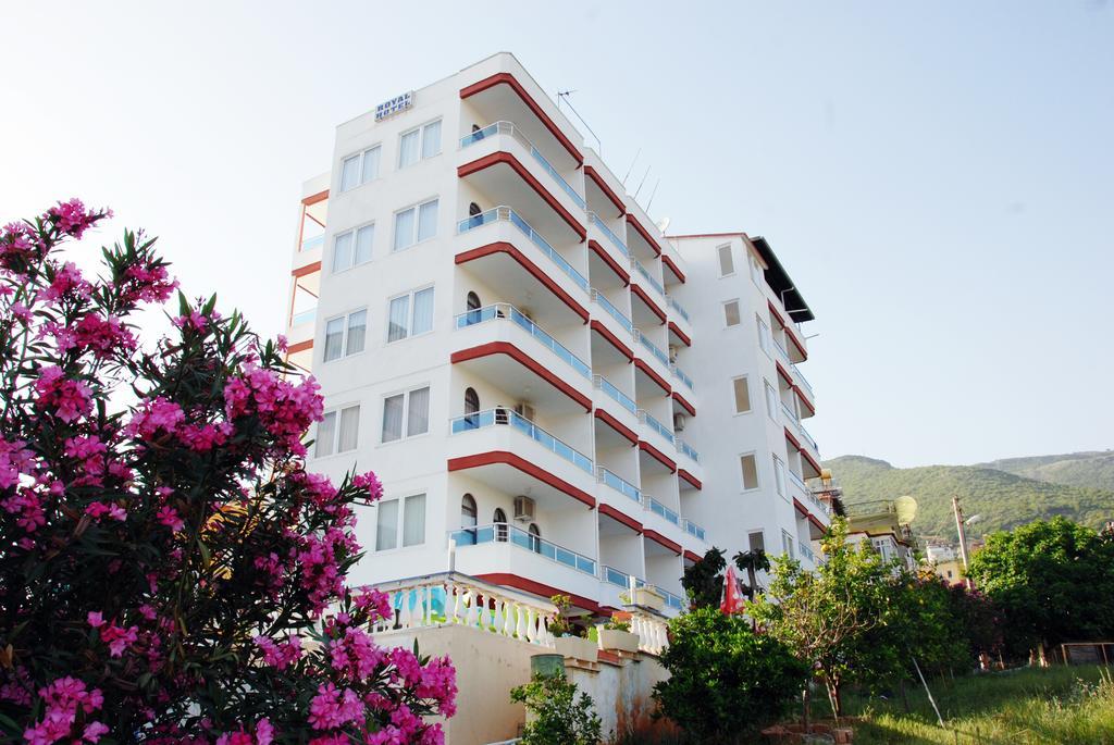 אלאניה Hotel Royal מראה חיצוני תמונה