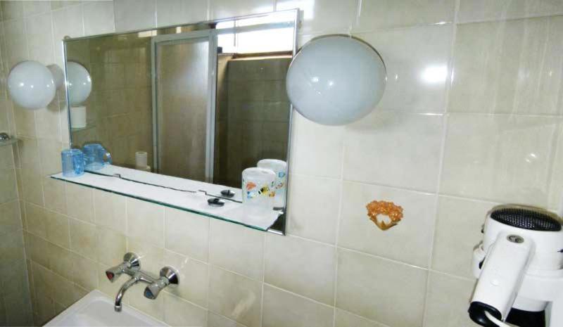 אלאניה Hotel Royal חדר תמונה