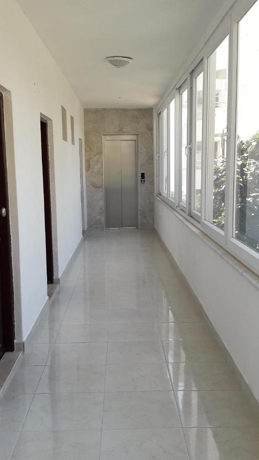 אלאניה Hotel Royal מראה חיצוני תמונה